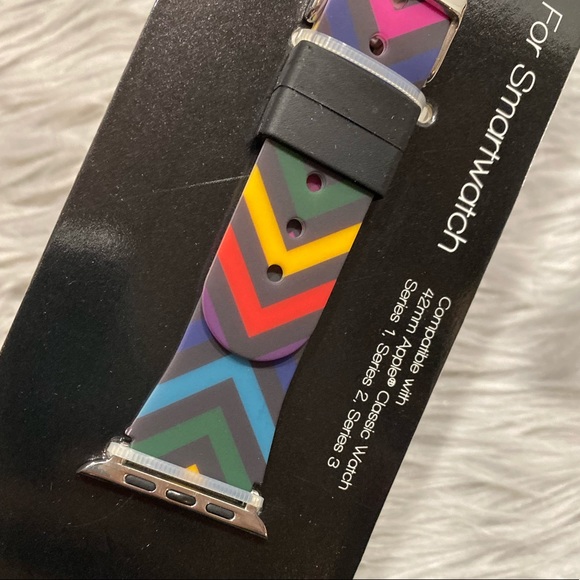 I.N.C. Rainbow Chevron Silicone Apple 42mm - Picture 3 of 6